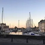 Le Logis Des Lavandieres, Au Coeur De Апартаменты